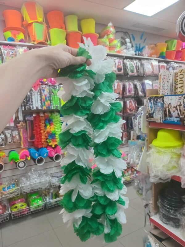 COLLAR FLORES SEDA SAN PATRICIO x1