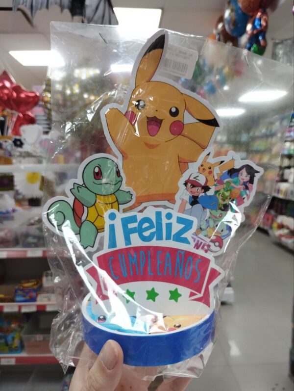 ADORNO CON BASE FELIZ CUMPLEAÑOS POKEMON x1 u.CREACIONES PAU