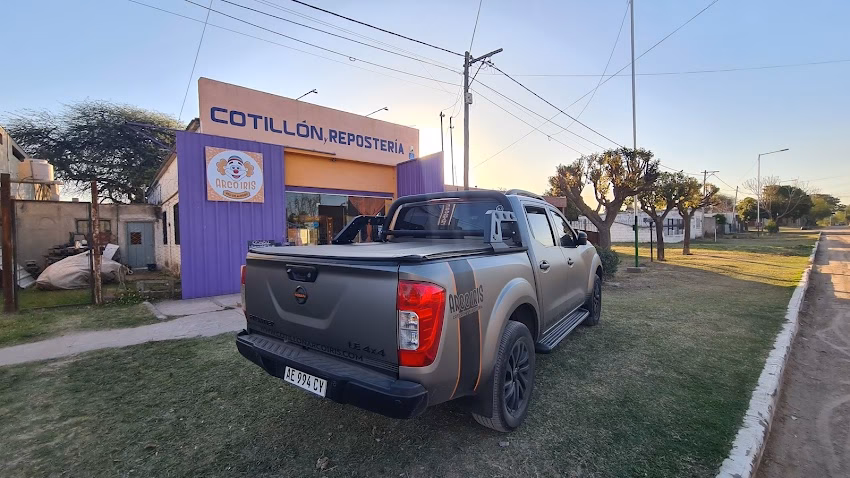 Arco Iris Red de amigos Cotillon y Repostería