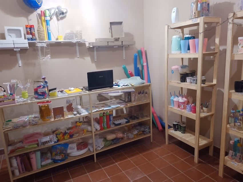 Bazar cotillón y regalería Roma