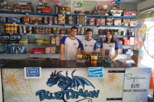 Blue Dragon Cotillón y Disfraces