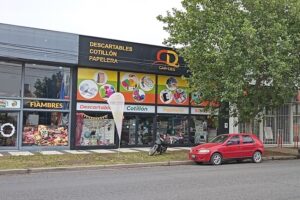 CarDes Descartables y Cotillon