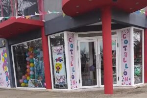 Cotillon Arlequin sucursal Villa Elisa