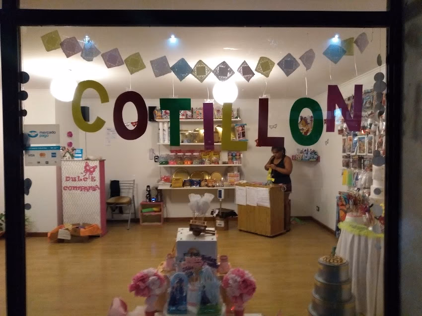 Cotillón Dulce compania