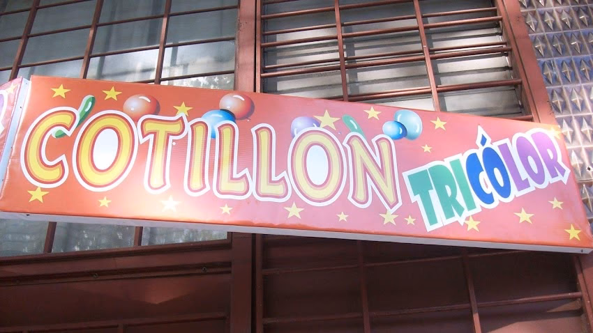 Cotillón Tricolor