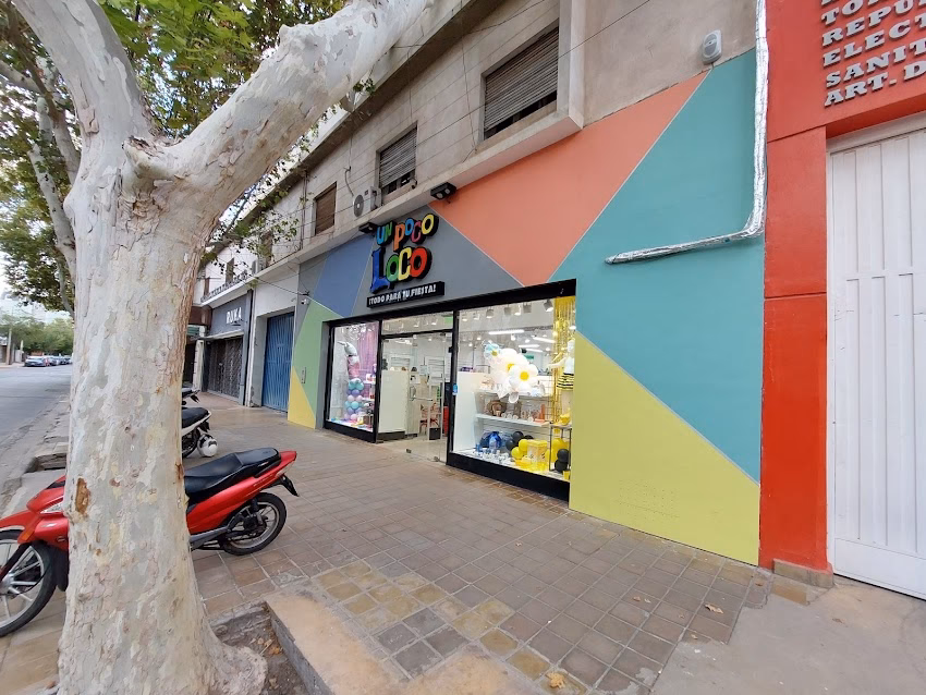 Cotillón Un Poco Loco