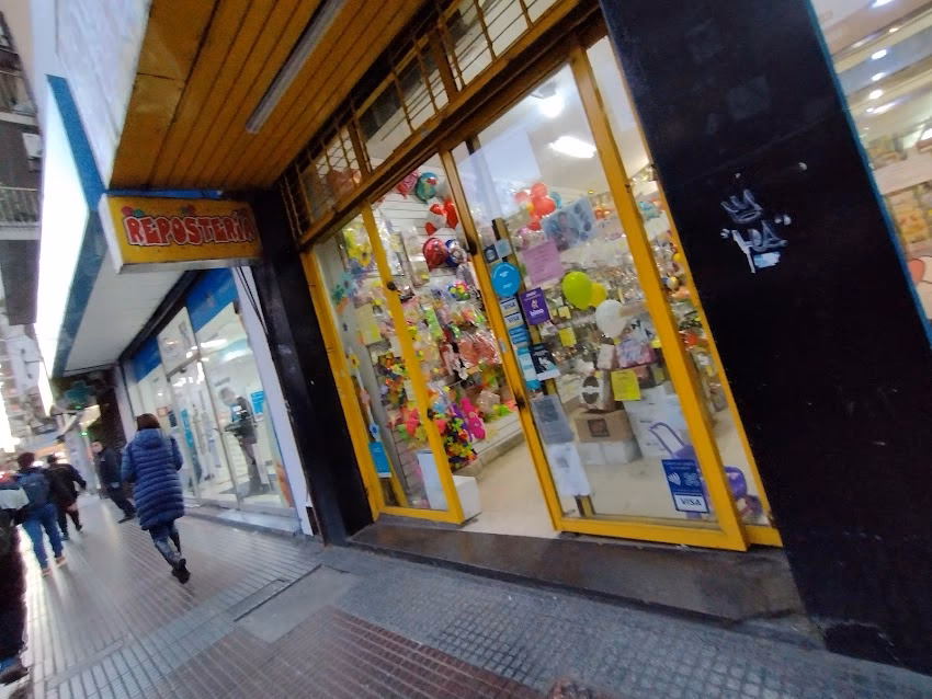 Cotillon y Repostería Siempre En Fiestas