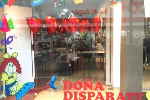 Doña Disparate Cotillón y Repostería
