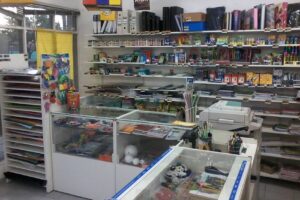 El Cubo Libreria Accesorios para Celular y Pc Artística Mercería