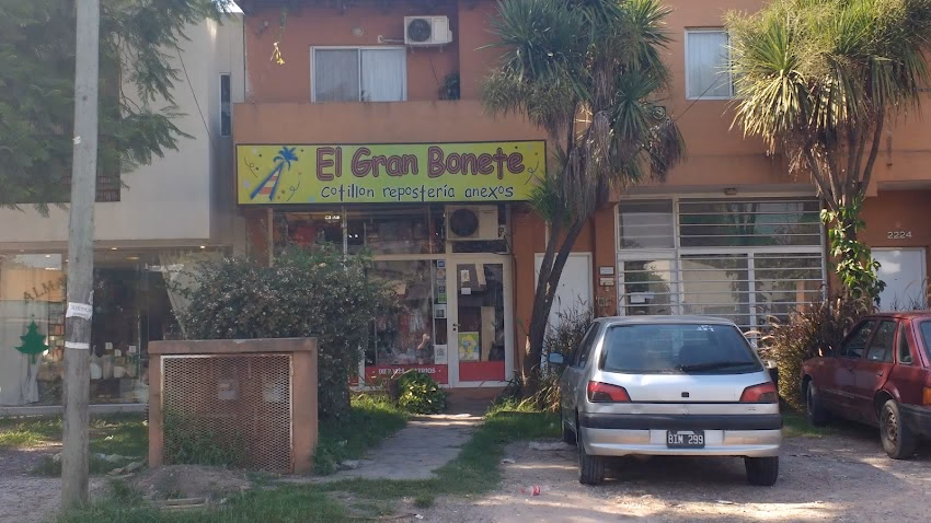 El Gran Bonete cotillón y repostería