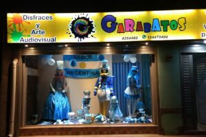 Garabatos Disfraces Cotillón