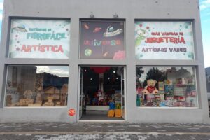 Jugueteria Fibro Y Artística Universo