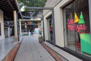 Las Mellizas Luque Cotillón y Juguetería