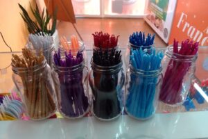 Mini cotillon BEabierto los domingos No Vendemos Reposteria