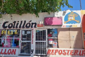 Muequitas Cotillóndisfraces y repostería