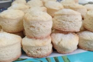 Renacer cotillón pasteleria