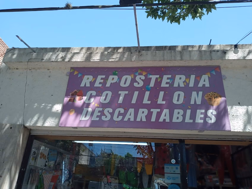 Repostería y cotillón Mitre