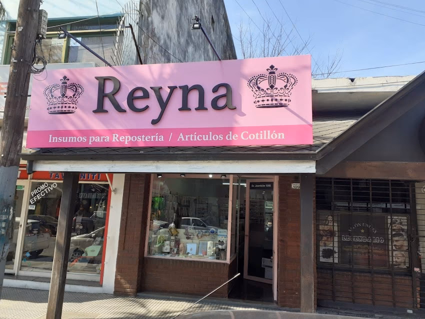 Reyna Reposteria y Cotillon