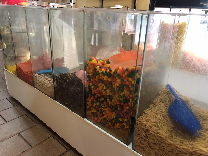 Snacky Copetín y Cotillón