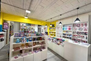 Tienda Raiz Cuadrada Maipú Librería Regalería Cotillón Juguetería